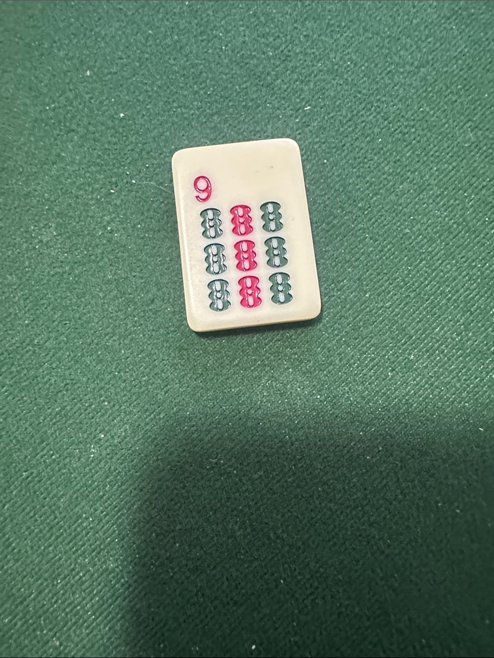Travel Mahjong Tile Set with Clear Carry Case - Picture 2 of 9